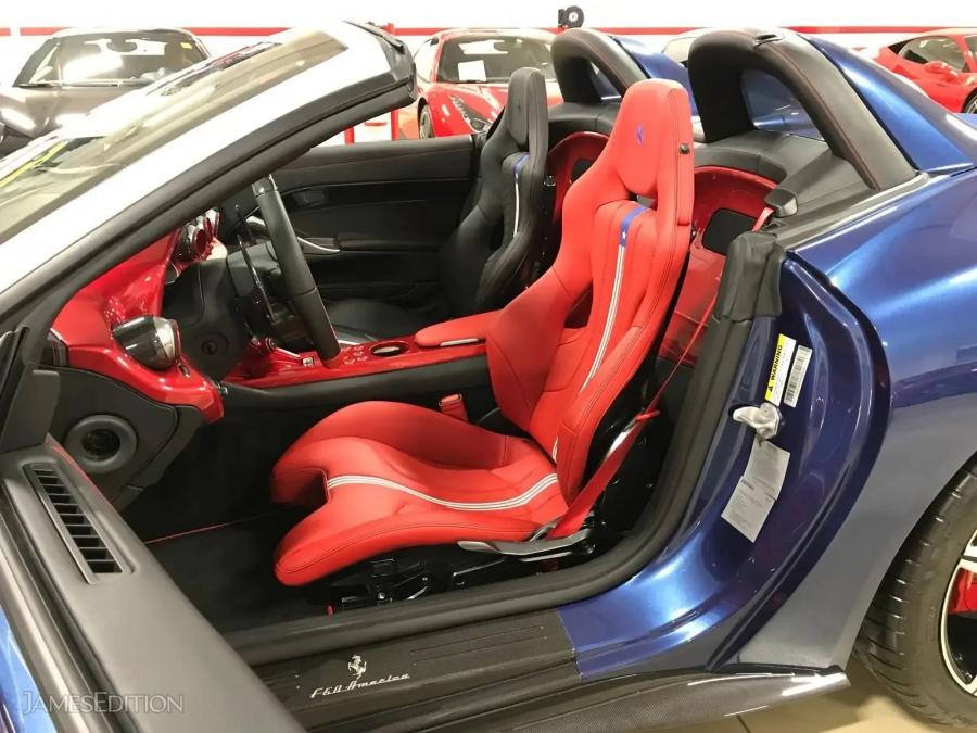 Интерьер Ferrari F60America (215098, 1 of 10) 2016 года  (фото 29 из 34)
